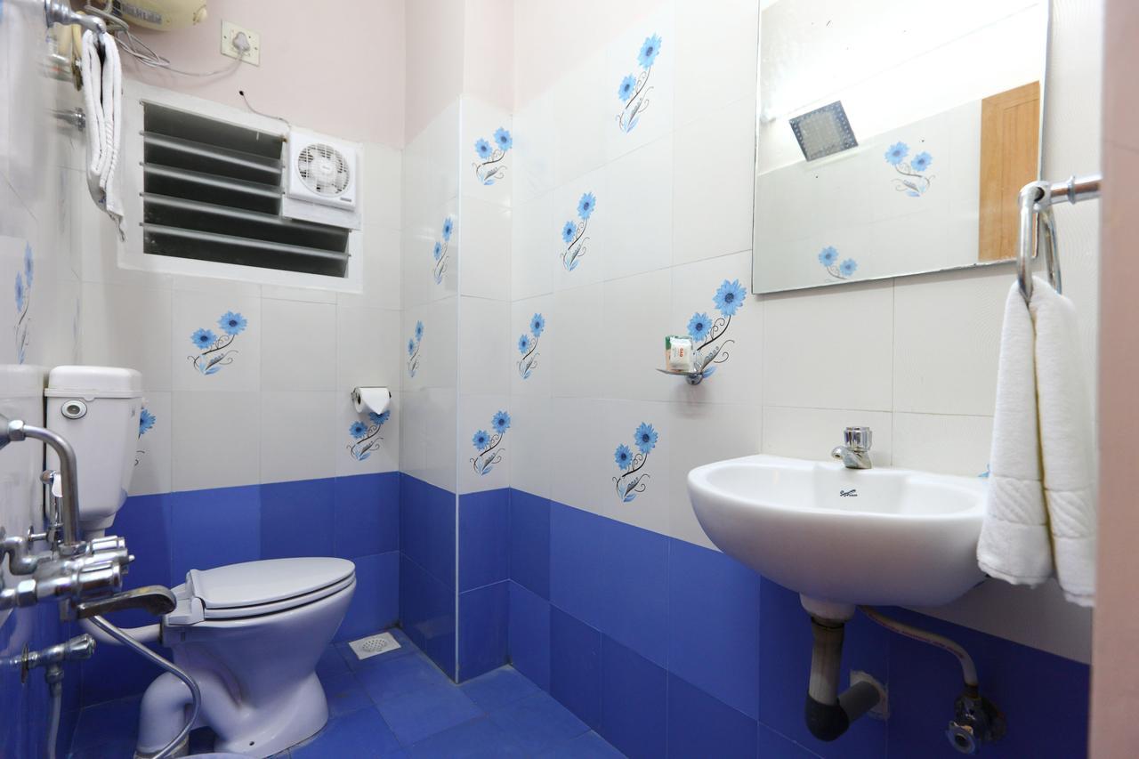 Oyo 7810 Keshiv Galaxy Inn Chennai Exterior photo